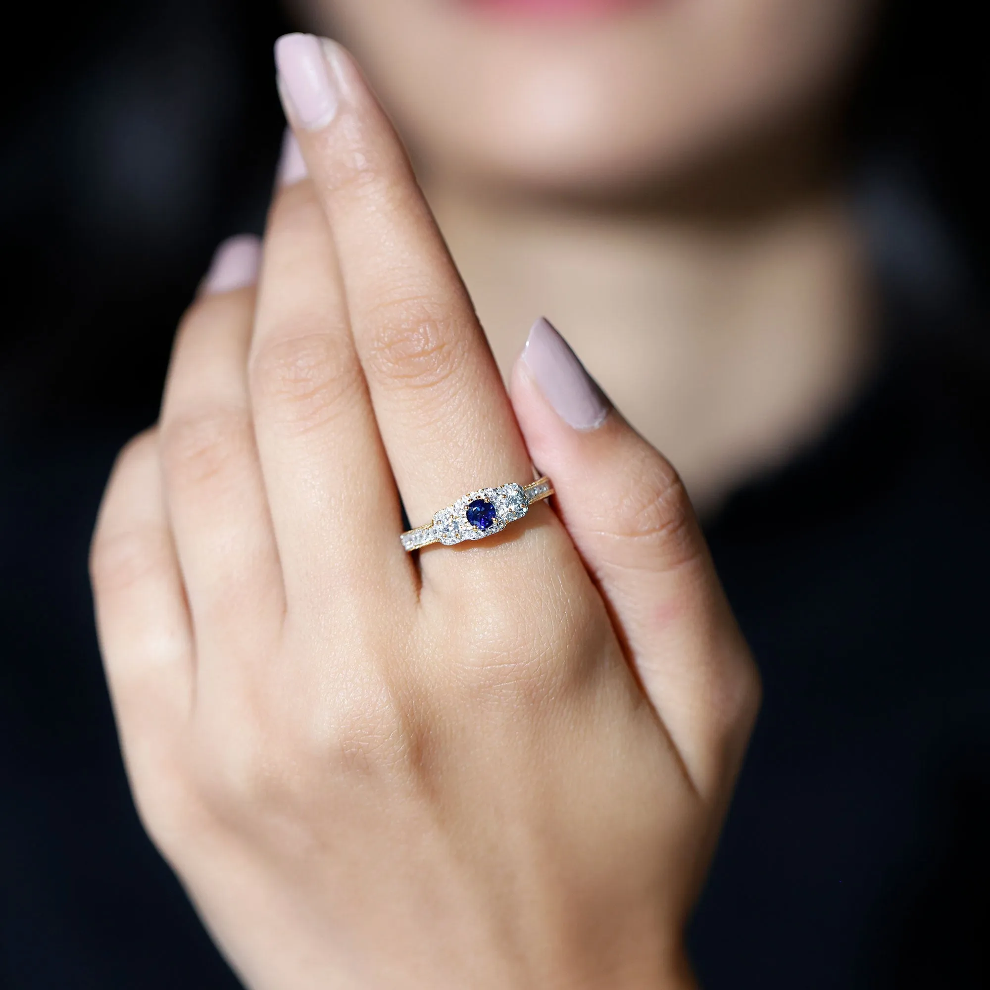 1 CT Vintage Inspired Blue Sapphire Engagement Ring with Diamond