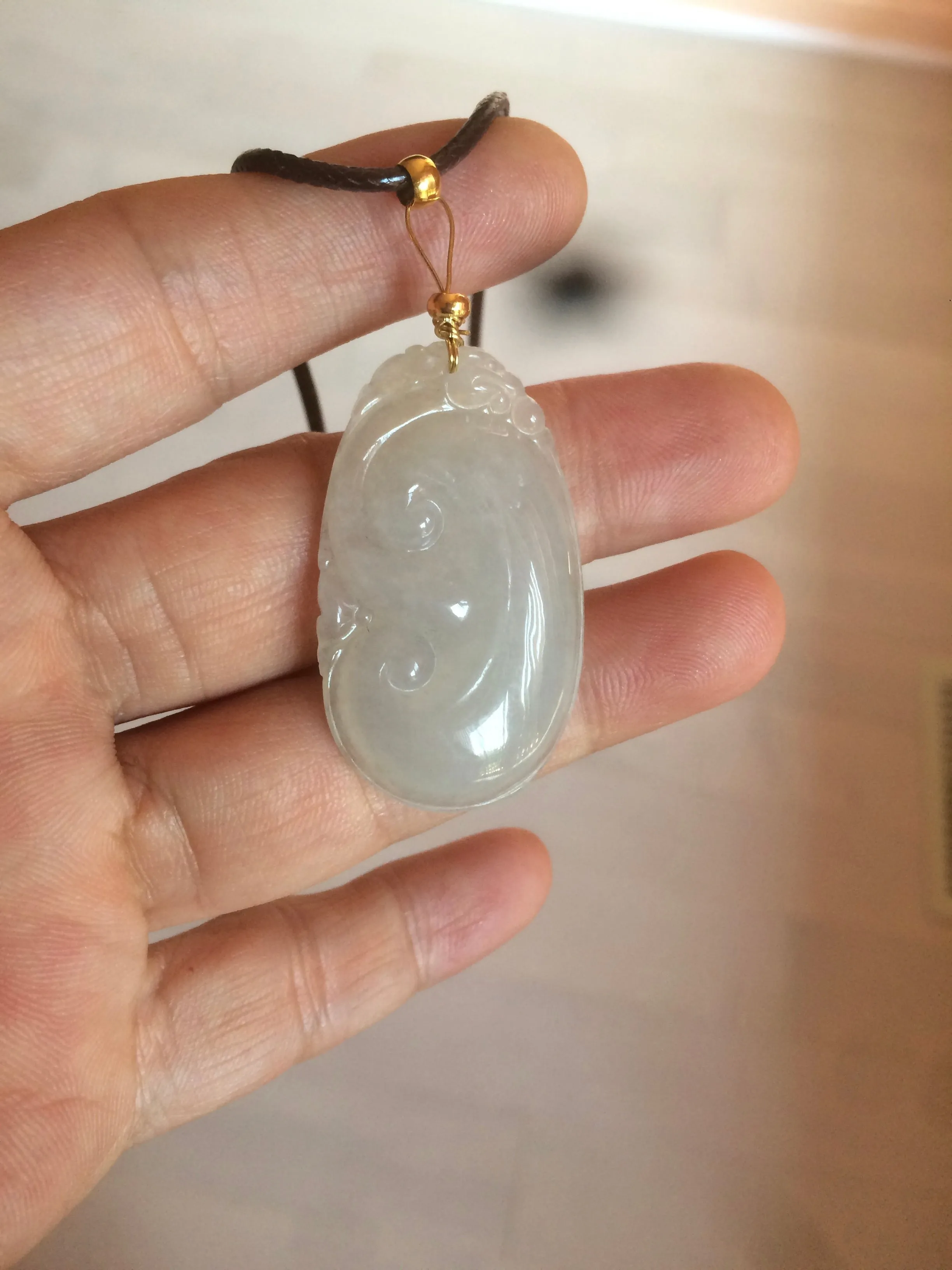 100% Natural type A icy watery fine texture Jadeite Jade RuYi(如意) pendant AY21