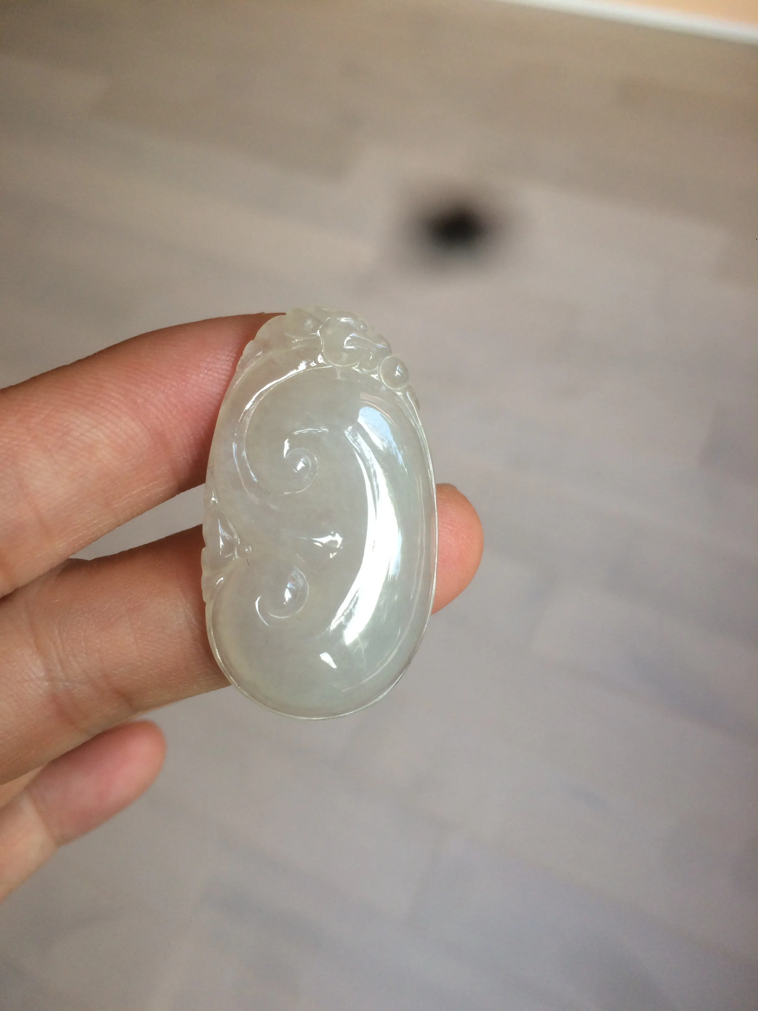 100% Natural type A icy watery fine texture Jadeite Jade RuYi(如意) pendant AY21