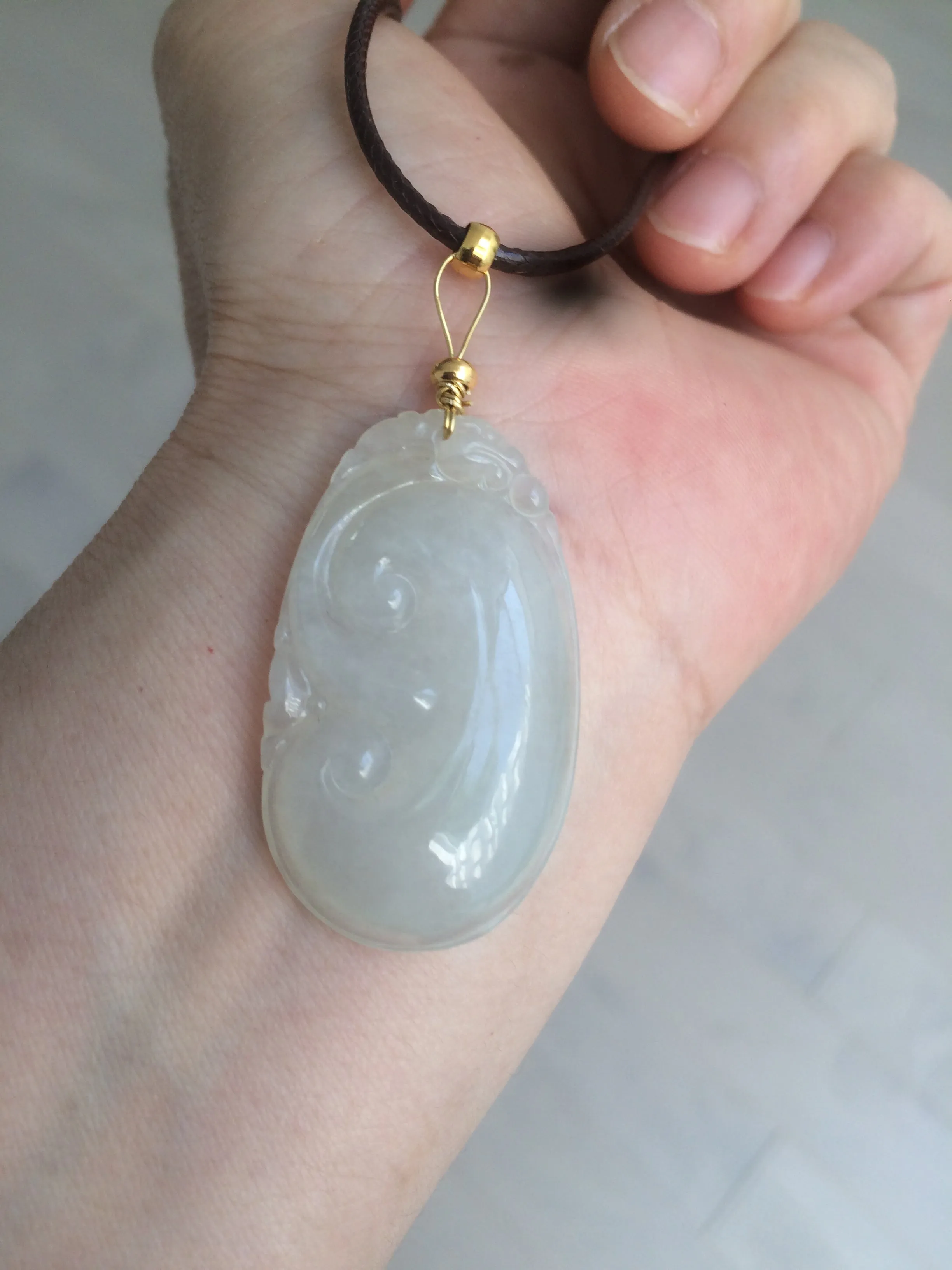 100% Natural type A icy watery fine texture Jadeite Jade RuYi(如意) pendant AY21