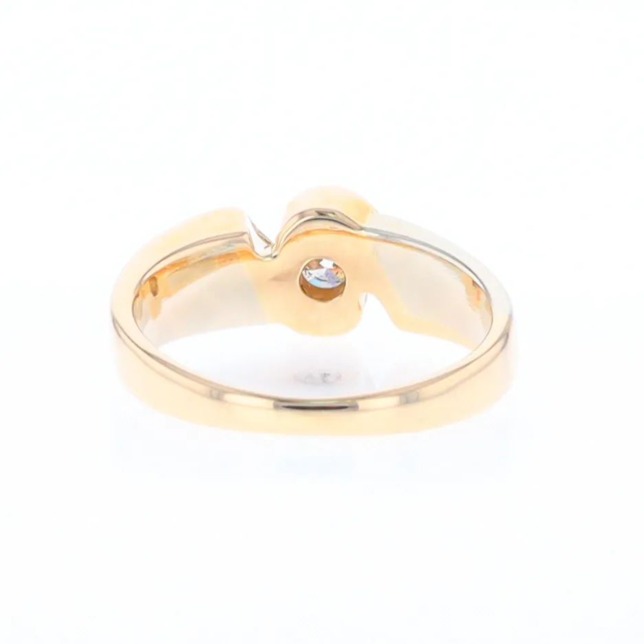 14Kt White & Yellow Gold Diamond Ribbed Bypass Ring