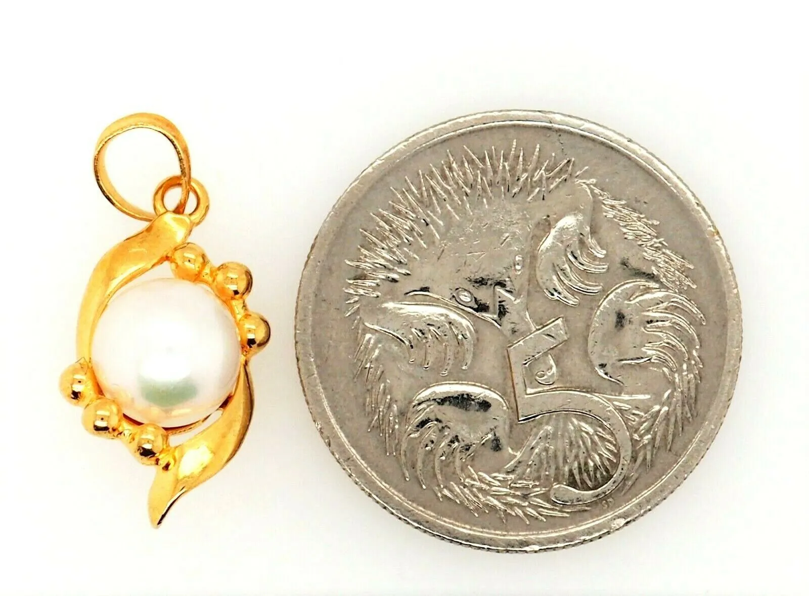 18ct Yellow Gold & Pearl Pendant Fine Jewellery Elegant Necklace