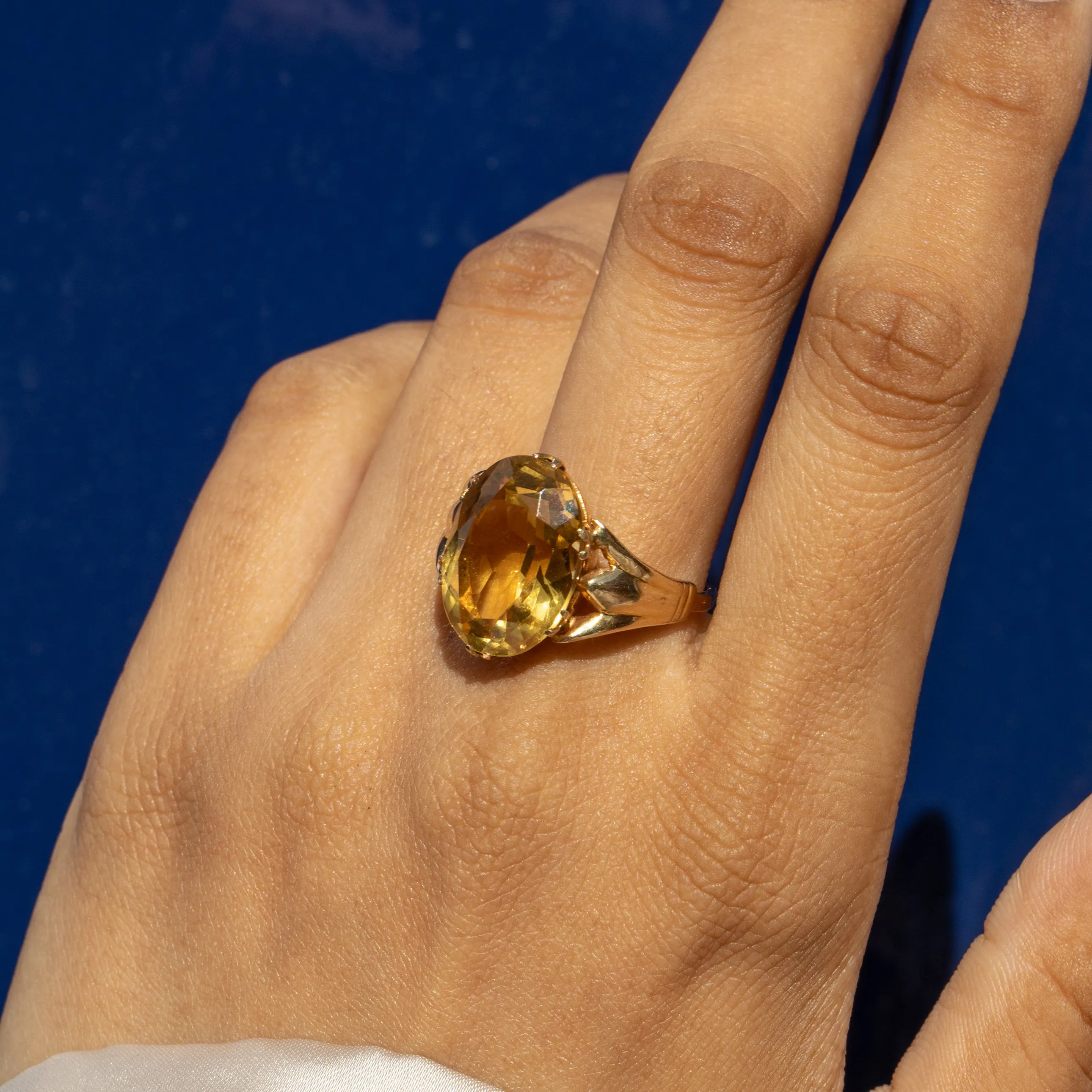 9ct Gold Citrine Cocktail Ring, 8.30ct
