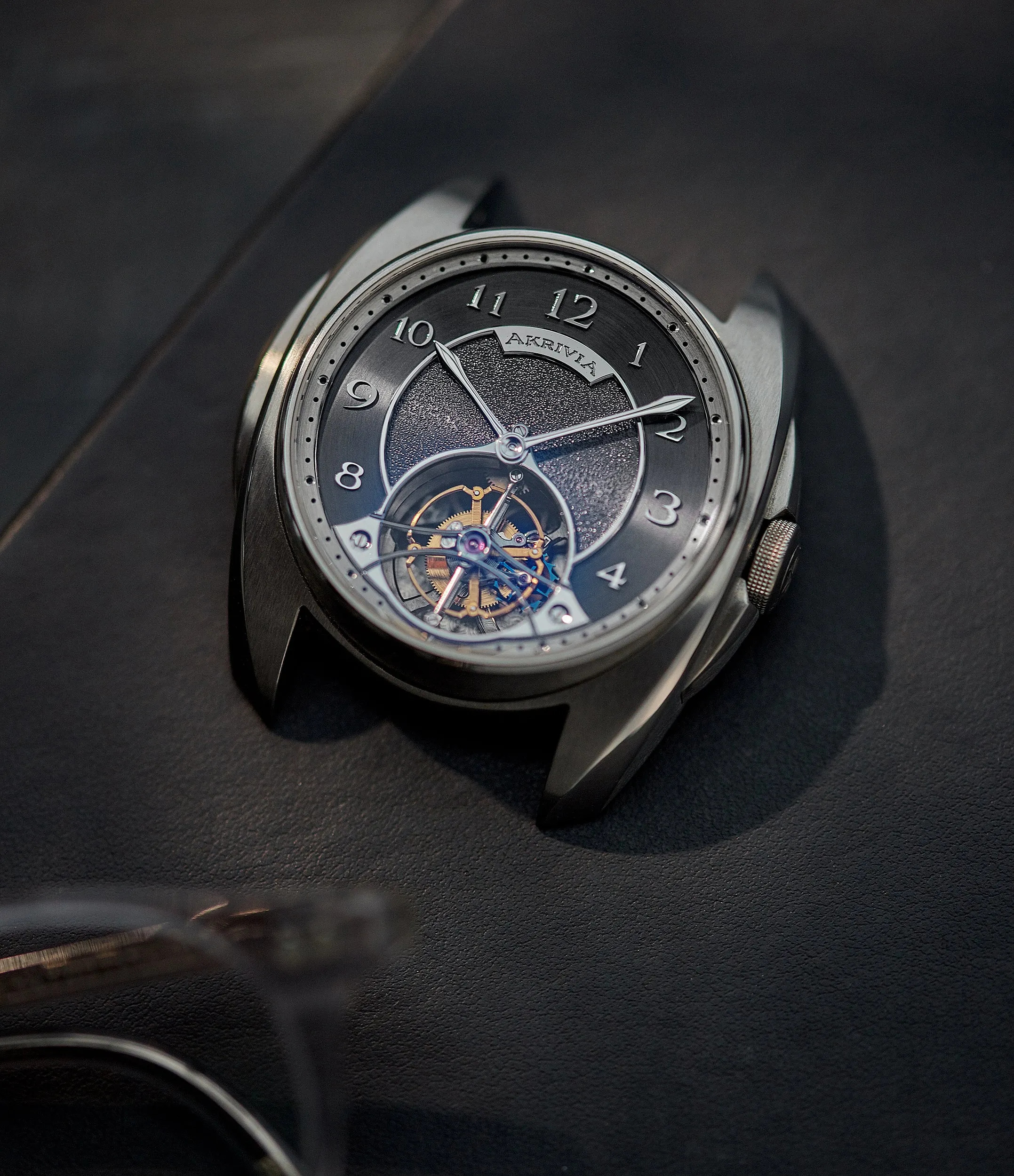AK-05 | Unique Piece | Titanium