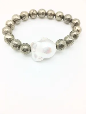 Annie baroque - pyrite / white baroque pearl