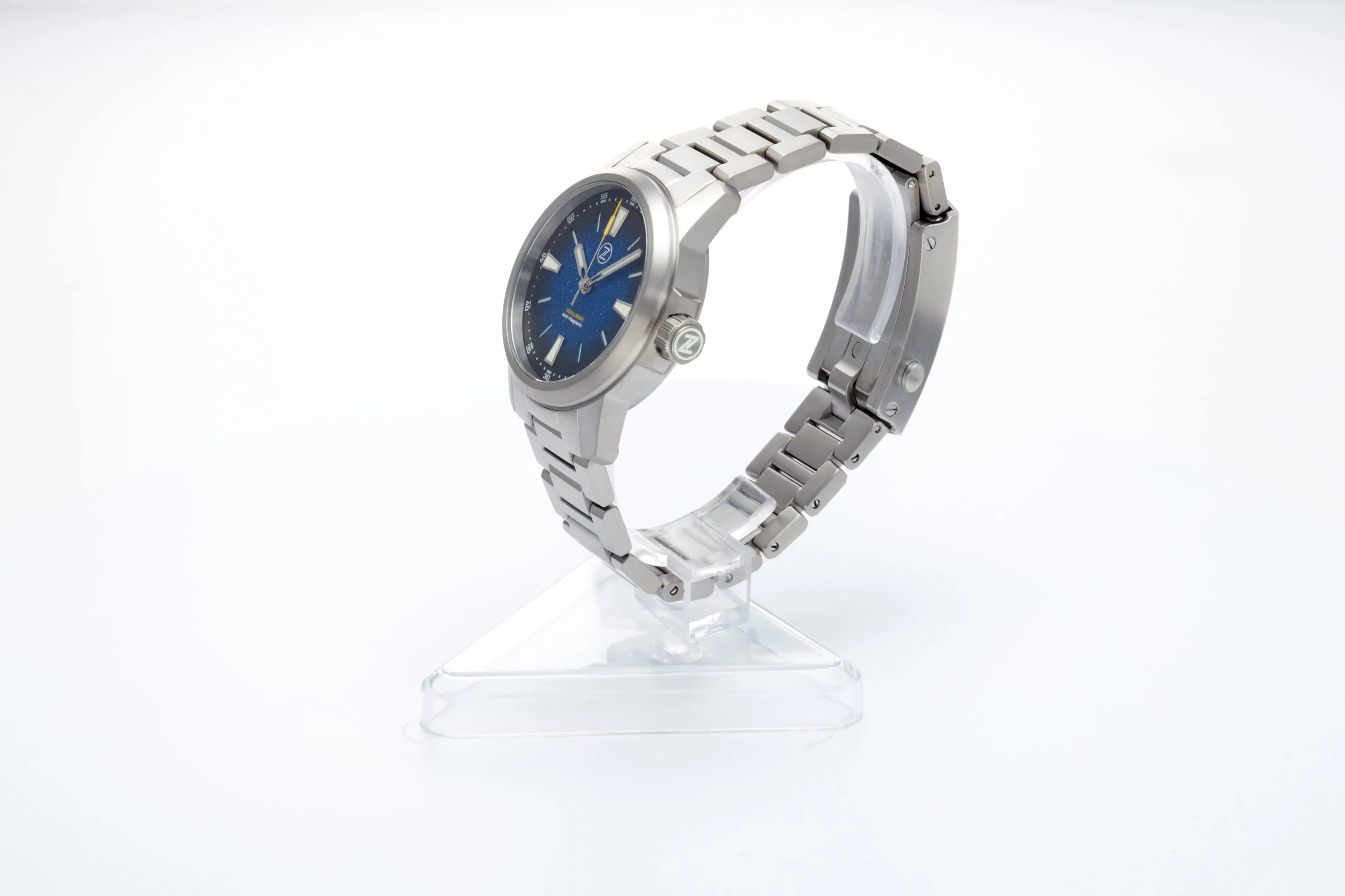 Aurora Field 38mm Ti 'Midnight Blue'