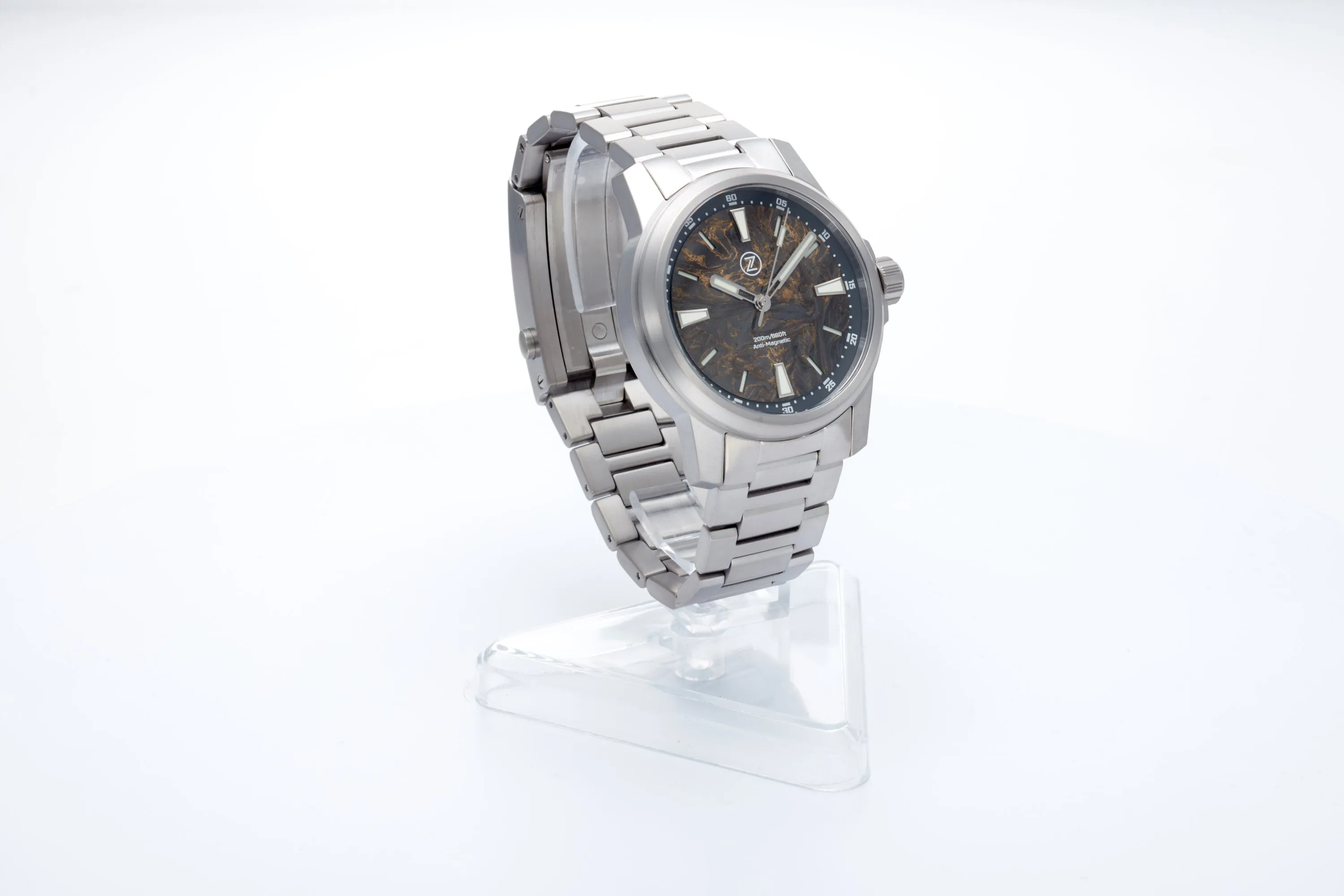 Aurora Field 42mm Ti 'Gold Carbon'