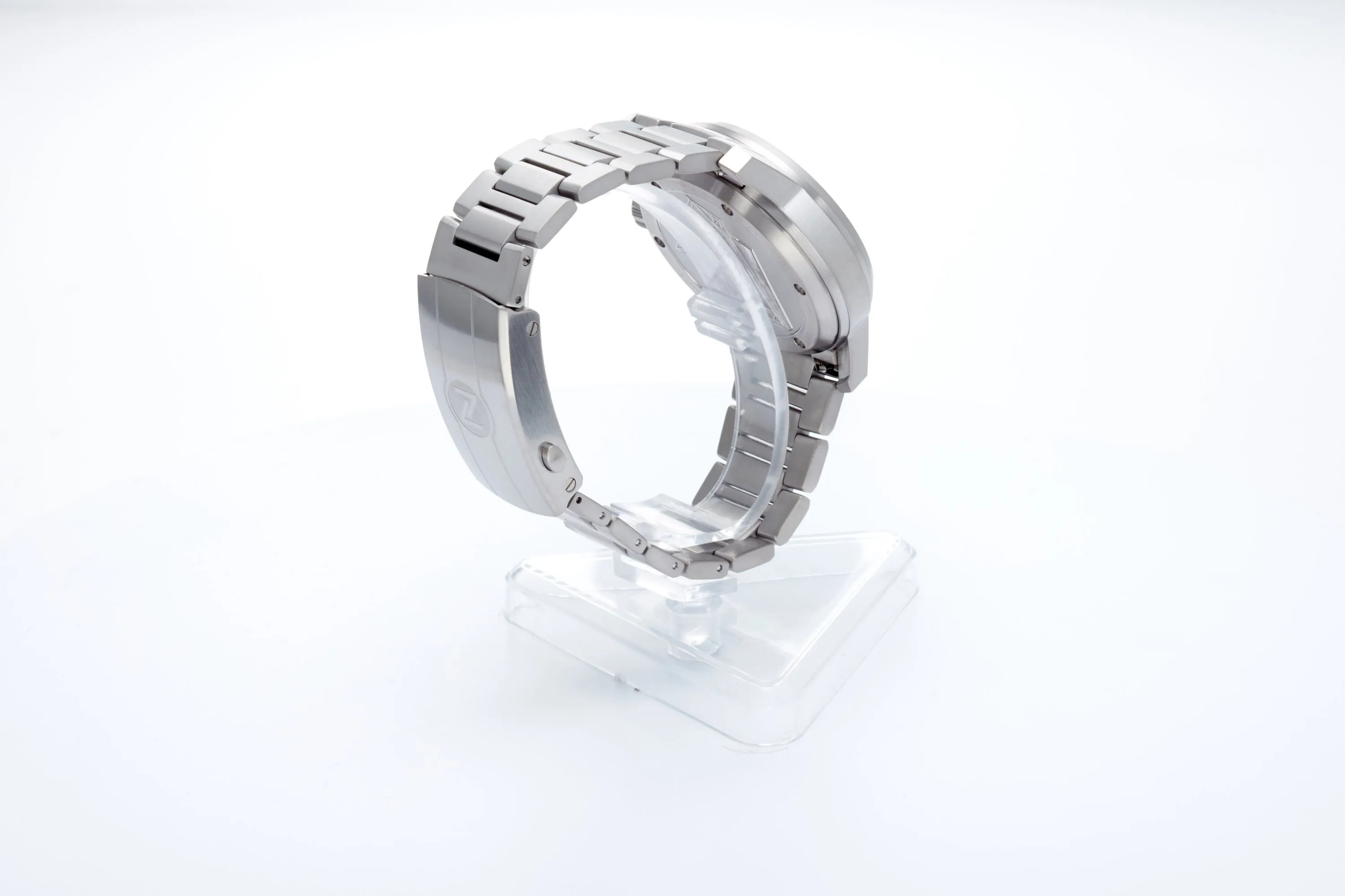 Aurora Field 42mm Ti 'Gold Carbon'