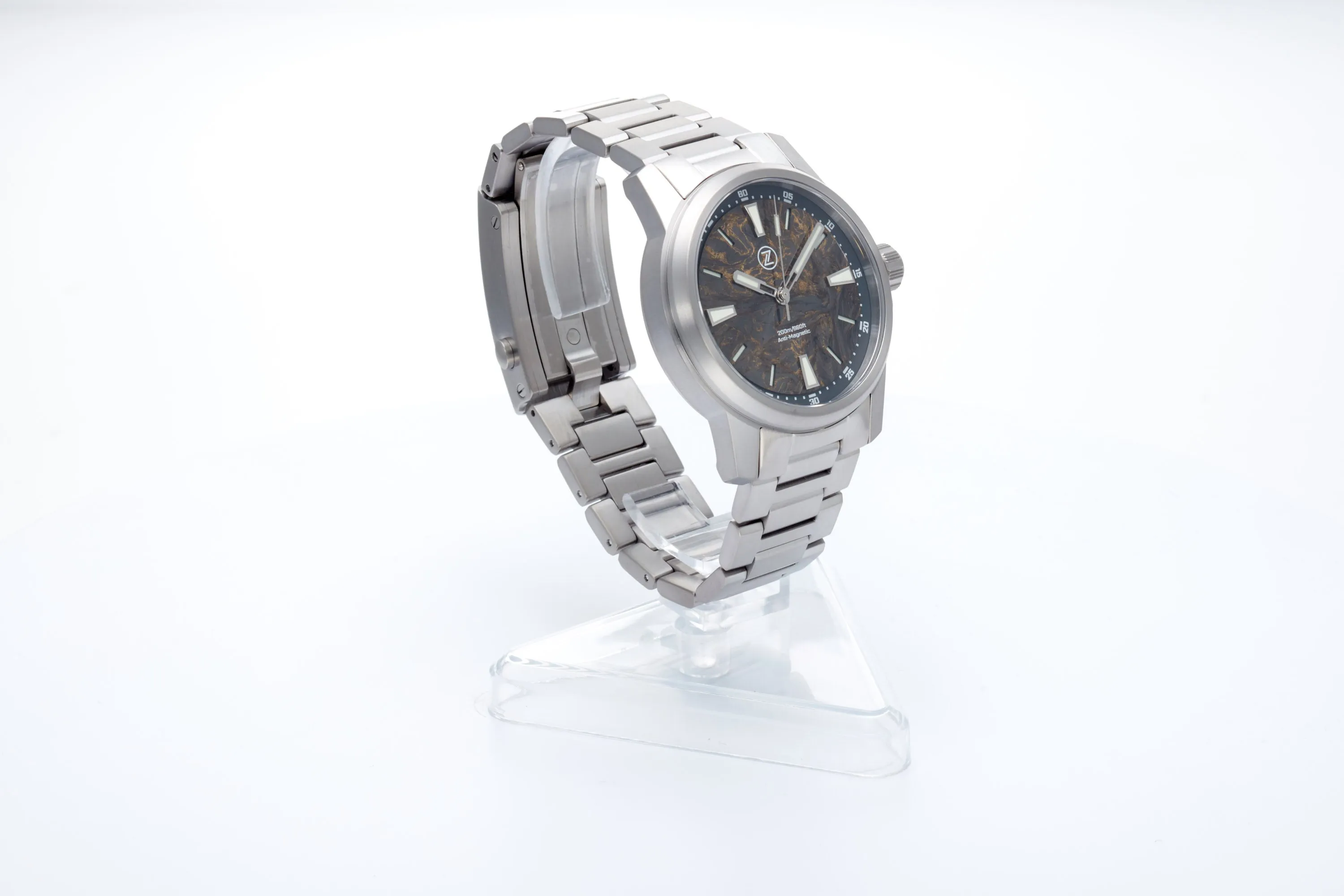 Aurora Field 42mm Ti 'Gold Carbon'