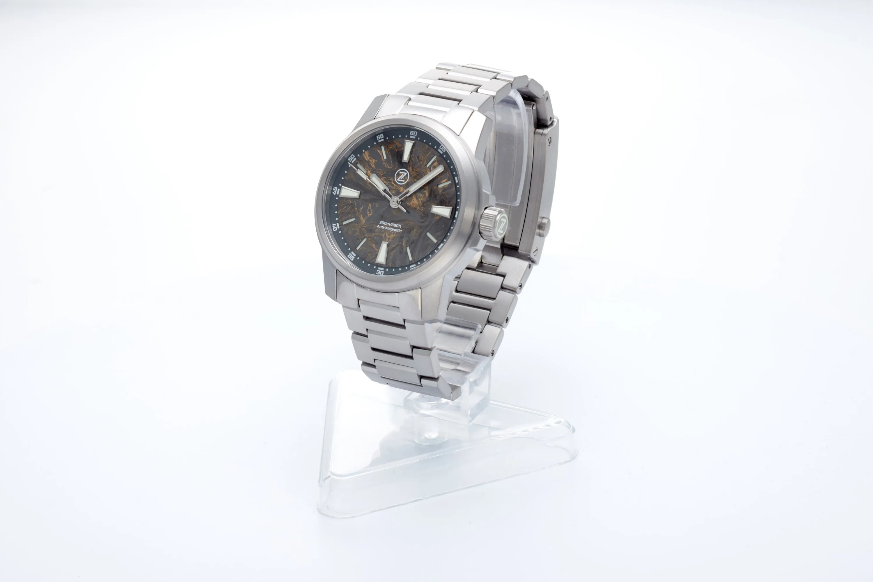 Aurora Field 42mm Ti 'Gold Carbon'