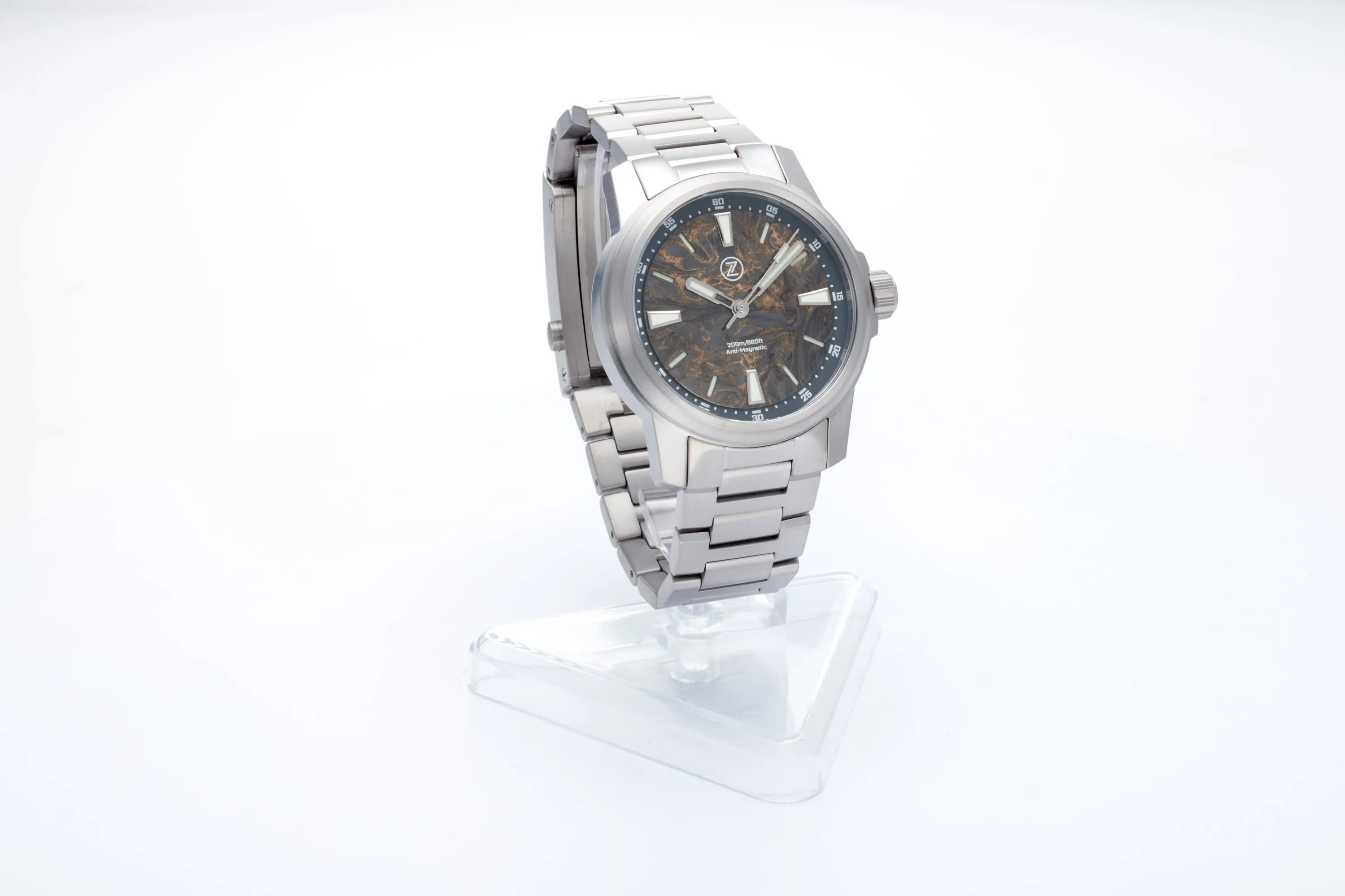 Aurora Field 42mm Ti 'Gold Carbon'