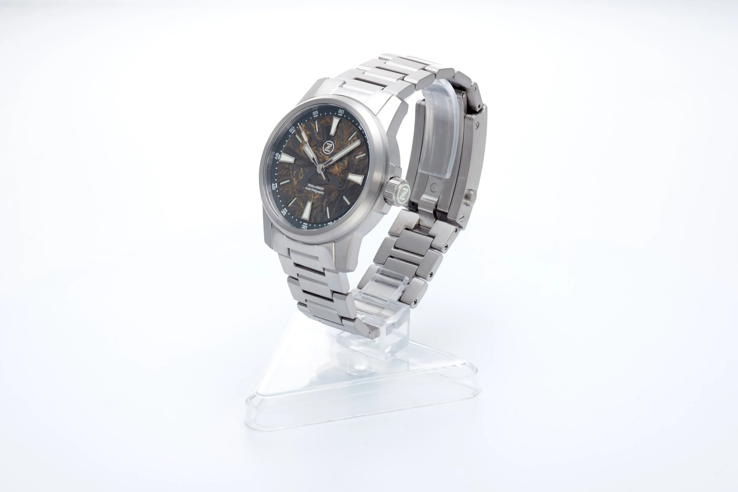 Aurora Field 42mm Ti 'Gold Carbon'