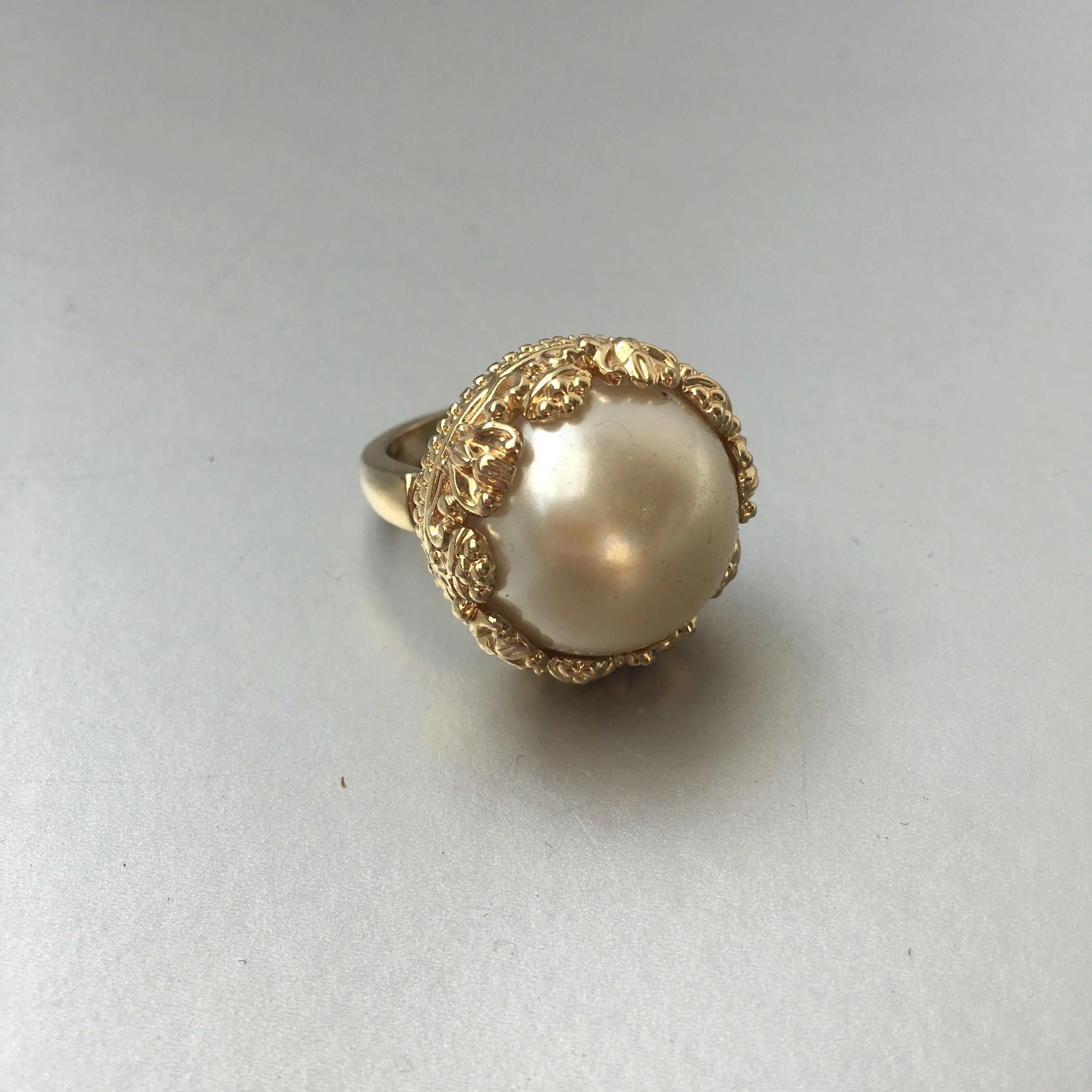 Big Pearl Bead Cocktail Ring - Classic Elegance with a Contemporary Twist