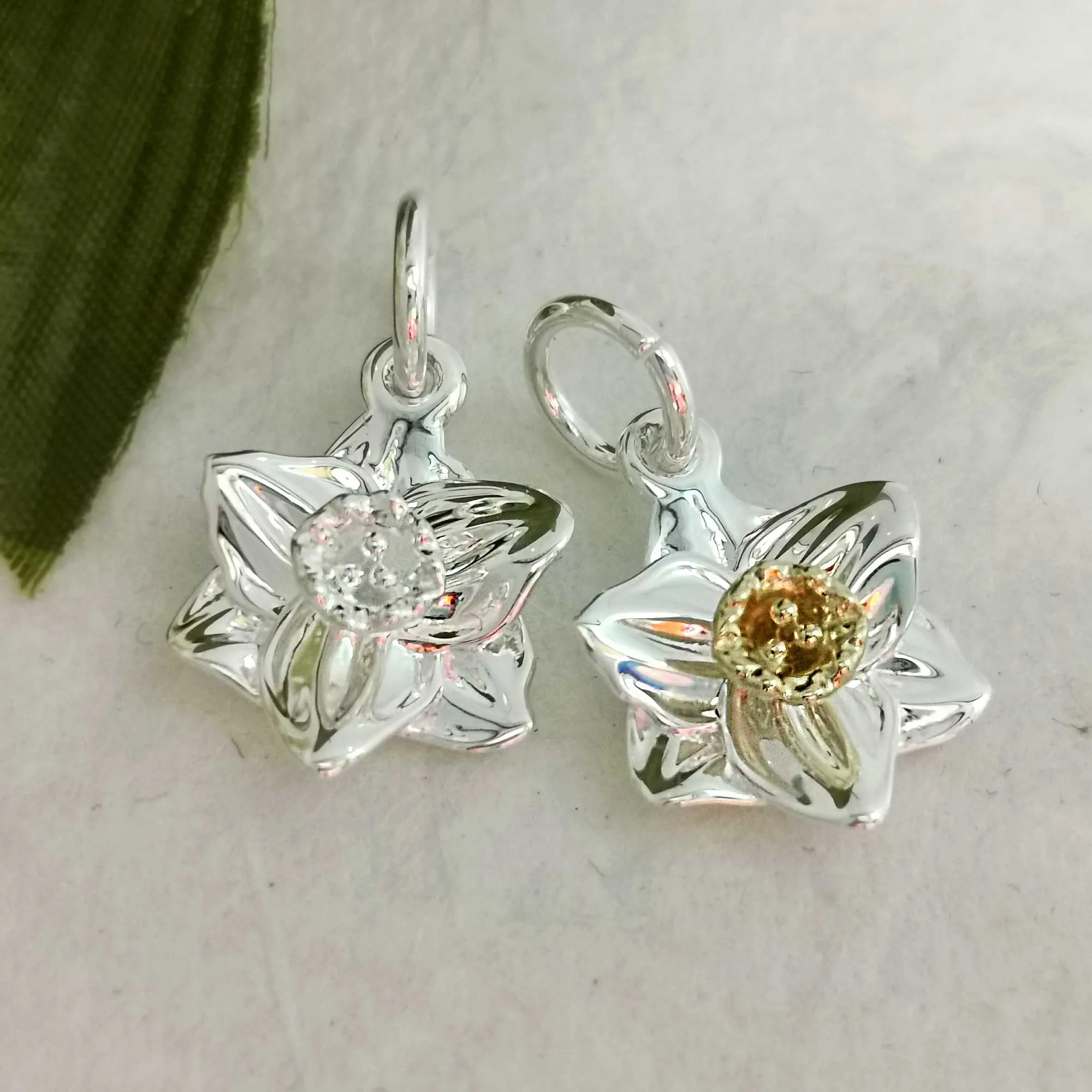 Daffodil Flower Silver Charm