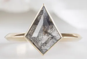 Design Your Own Custom Kite-Shaped Diamond Engagement Ring