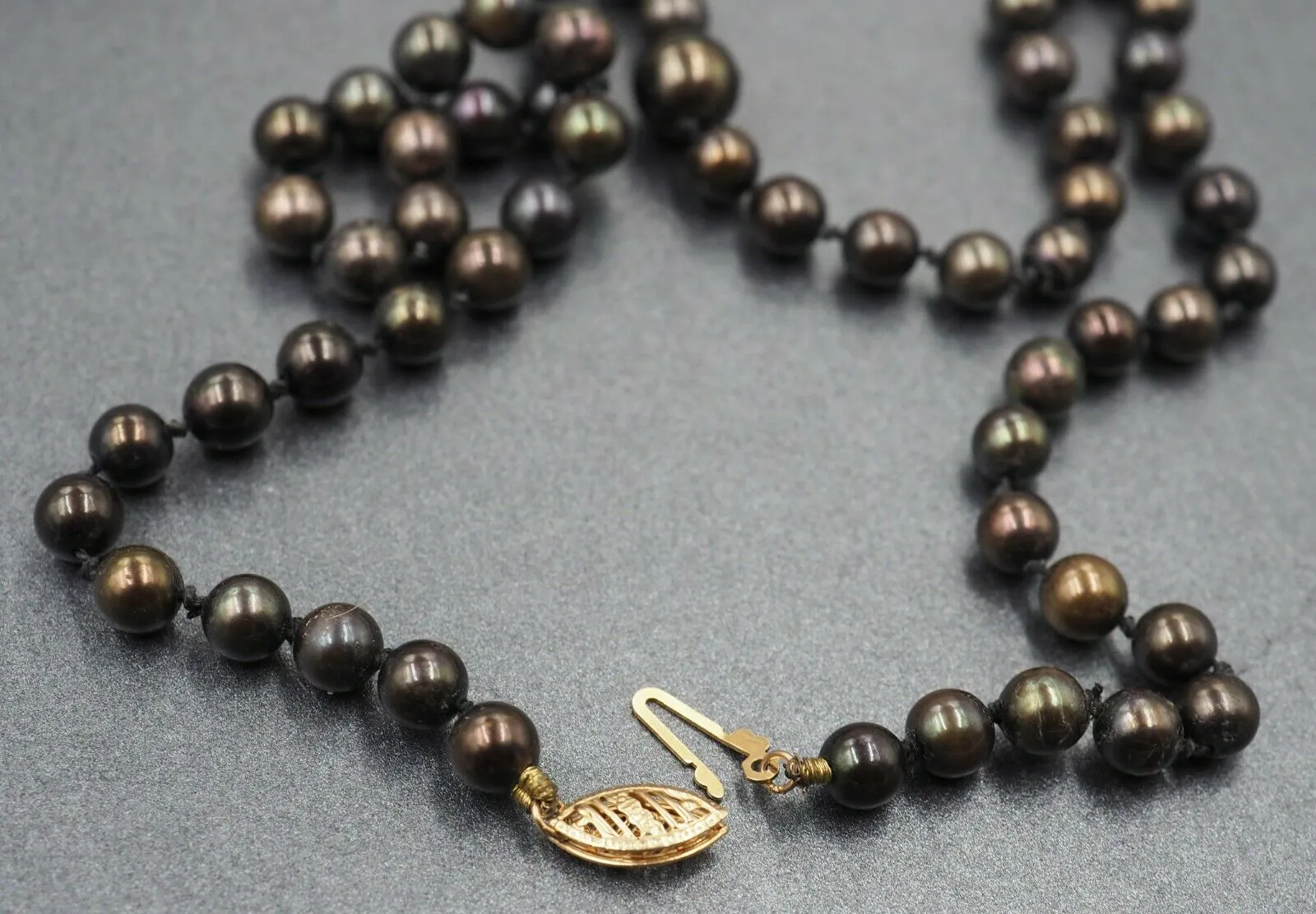 Freshwater Cultured Pearl Strand Necklace with 14ct White Gold Clasp