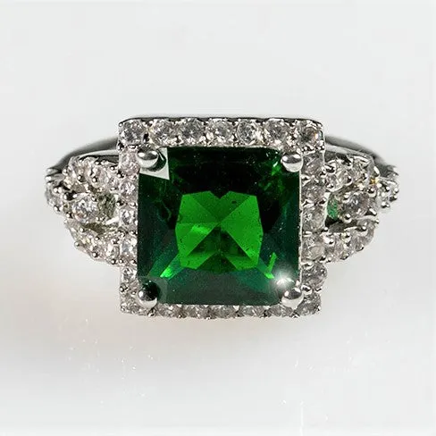 Kara Emerald Princess Halo Cocktail Ring | 6ct