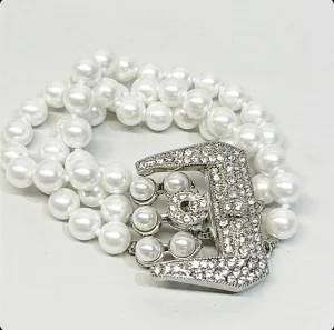 KJL -Kenneth Jay Lane faux pearl bracelet.