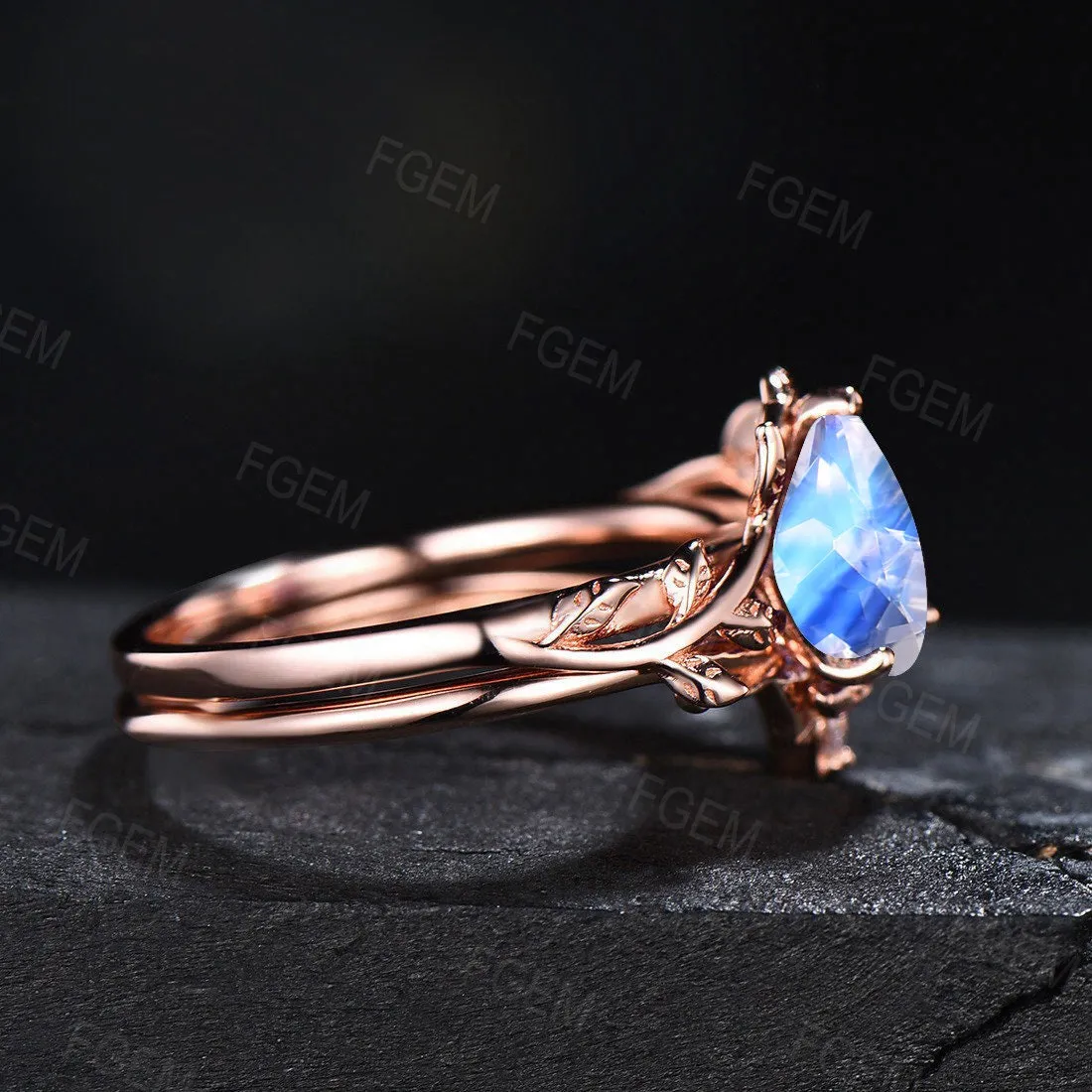 Nature Inspired Natural Moonstone Engagement Rings Set Vintage 10K Rose Gold Pear Branch Design Cluster Leaf Wedding Ring Anniversary Gifts
