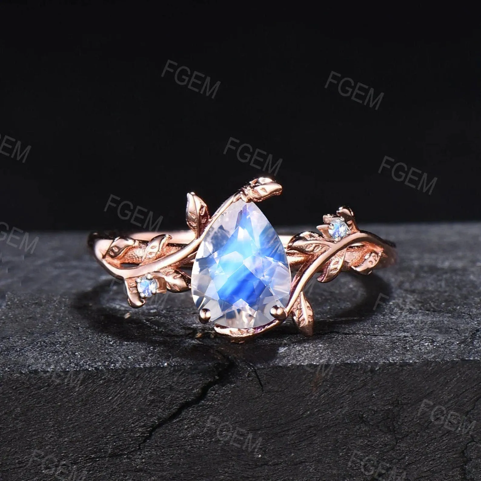 Nature Inspired Natural Moonstone Engagement Rings Set Vintage 10K Rose Gold Pear Branch Design Cluster Leaf Wedding Ring Anniversary Gifts