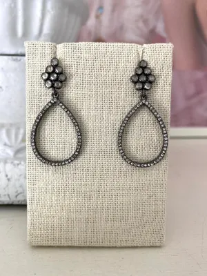 Petite Kinda Fancy Earrings - Black