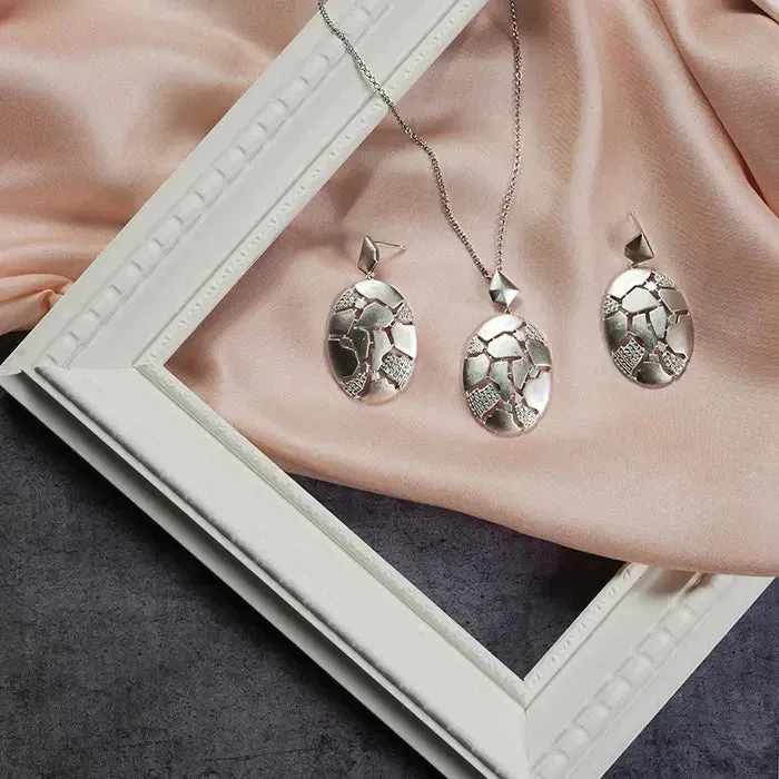 Radiant Elegance Pendant Set