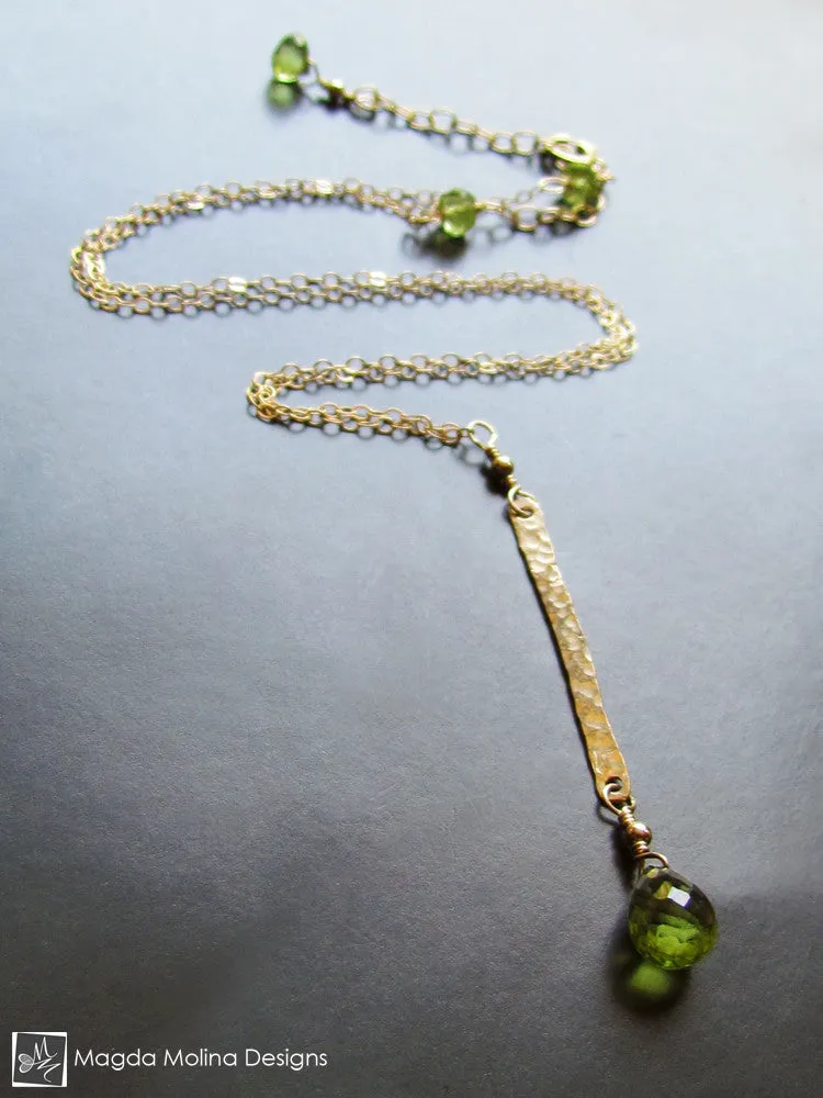 The Hammered Gold Bar And Peridot Drop Chain Necklace