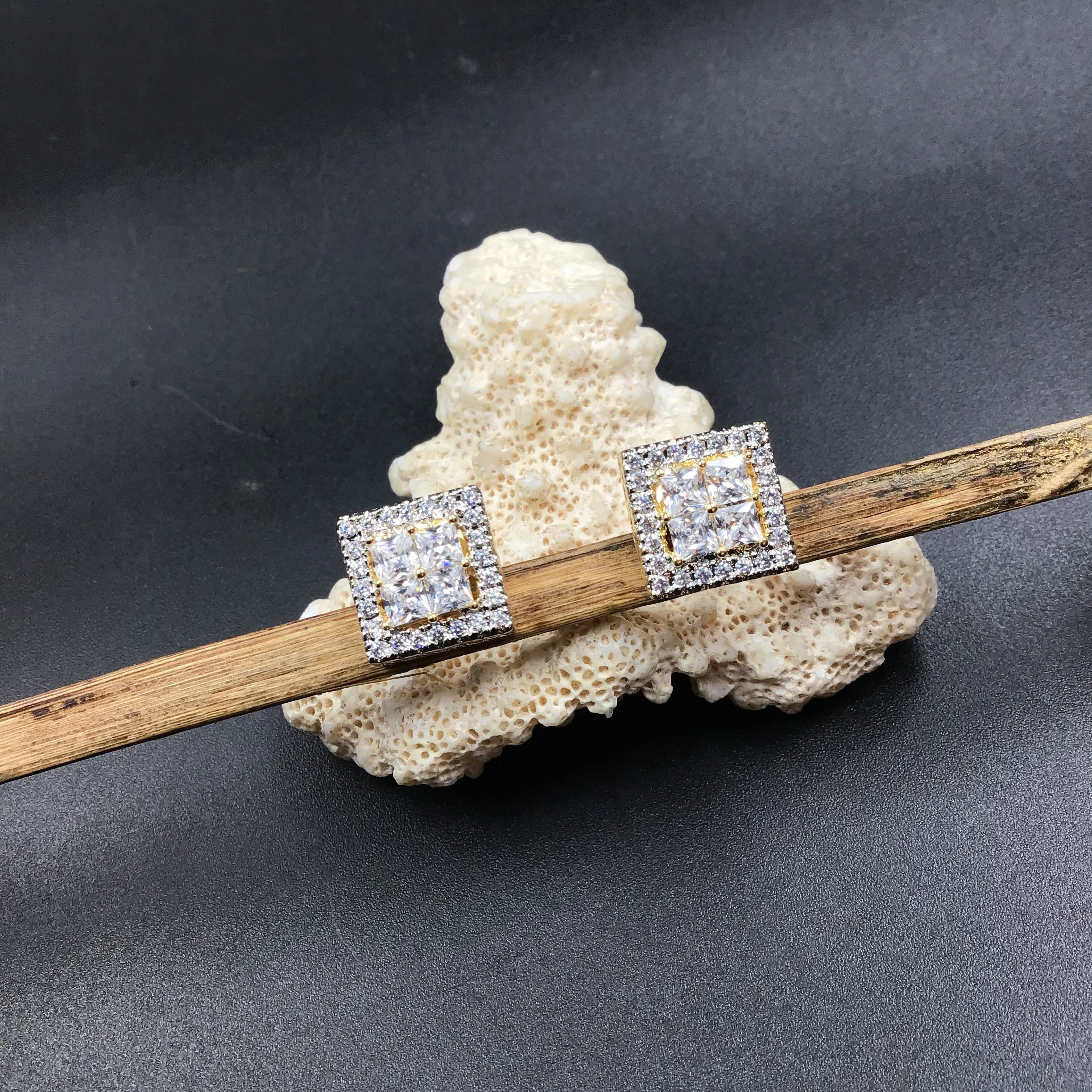 Tops/Studs Zircon/AD Earring 6152-08