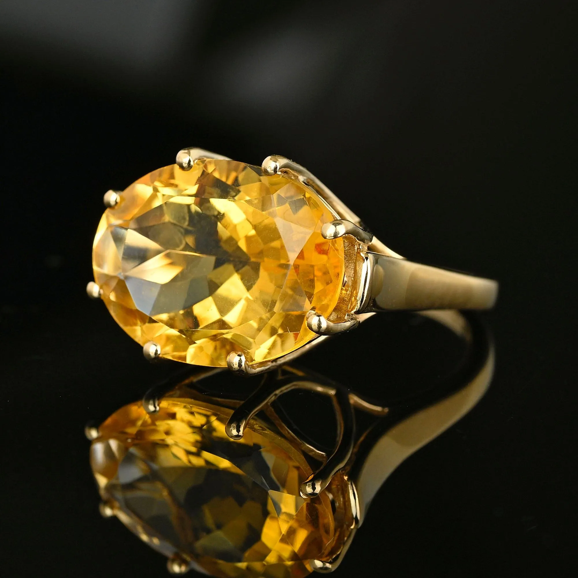 Vintage East West 9CTW Gold Citrine Cocktail Ring